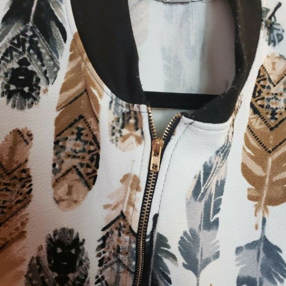 Love Spell Feather Design Jacket Size Medium - Picture 7 of 10